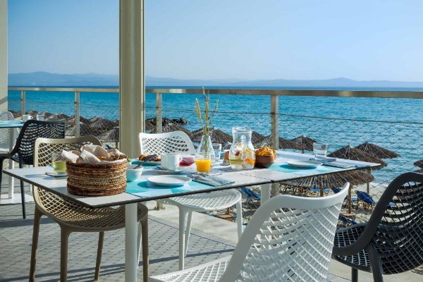 Ammon Zeus Luxury Beach Hotel